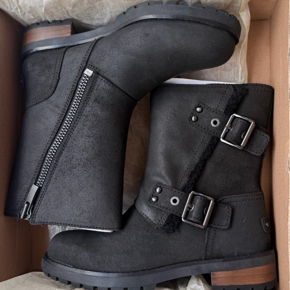 NWT UGG Niels II Boot - Picture 2 of 10